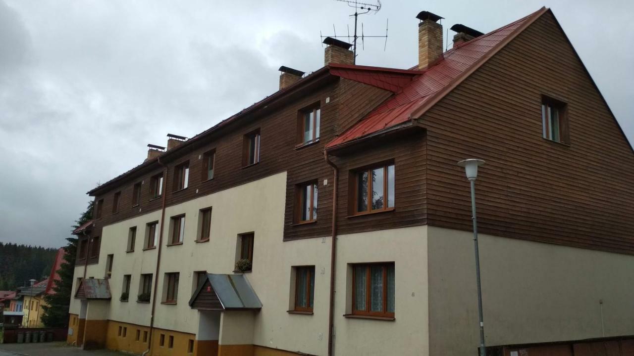 Apartmány 1050 Kvilda Esterno foto
